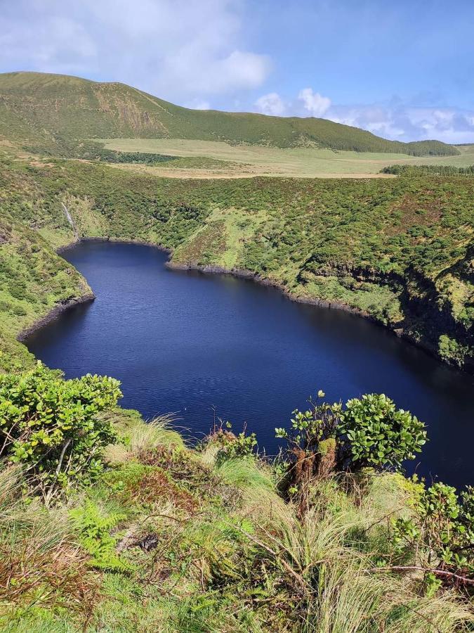 Alojamento Local M&I Lajes das Flores ภายนอก รูปภาพ